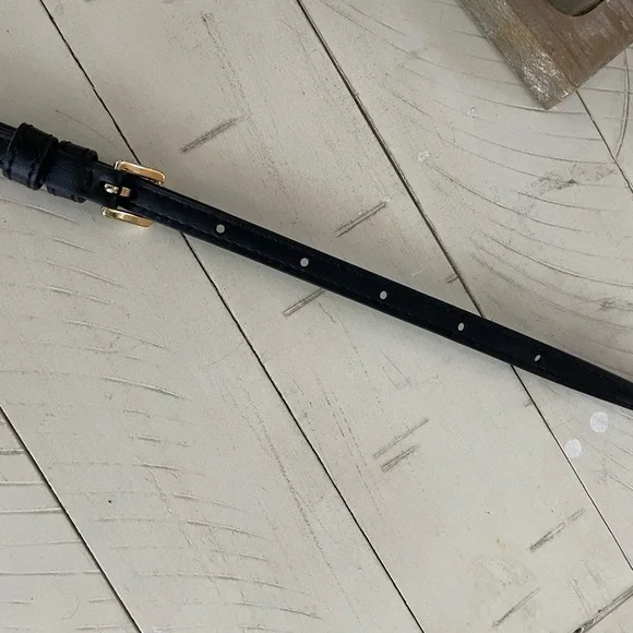 Nwt Michael Kors black gold leather Trisha medium crossbody 3 compartment zip - Picture 4 of 11